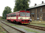 Motorový vůz 810 395-4 dorazil po velmi dlouhé době jako první své řady do Tovačova   Foto: Rosťa Kolmačka