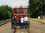 Nezbytný snímek vlakového doprovodu i s "Hurvínkem" M131.1454 vznikl na nádraží v Tovačově   Foto: Stanislav Plachý