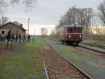 Předposlední vlakový spoj roku 2016 z Kojetína zastavuje na nádraží v Tovačově   Foto: Stanislav Plachý
