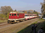 Dopolední atmosféra s "Hektorem" T435.0113 byla na nádraží v Tovačově zachycena   Foto: Rosťa Kolmačka